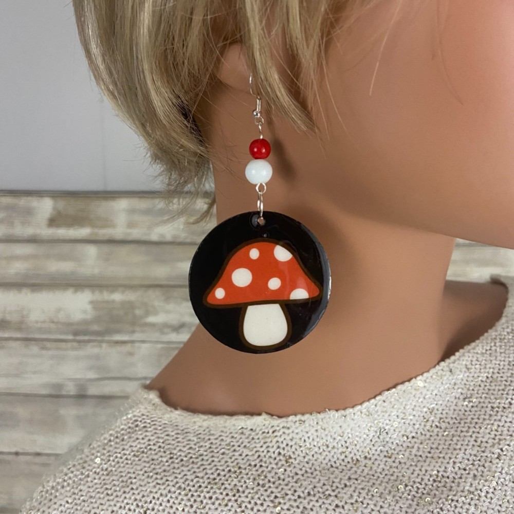 Mushroom Earrings Retro Black Red White Round 2” Dangle Bead French Wire Silver - Picture 10 of 10
